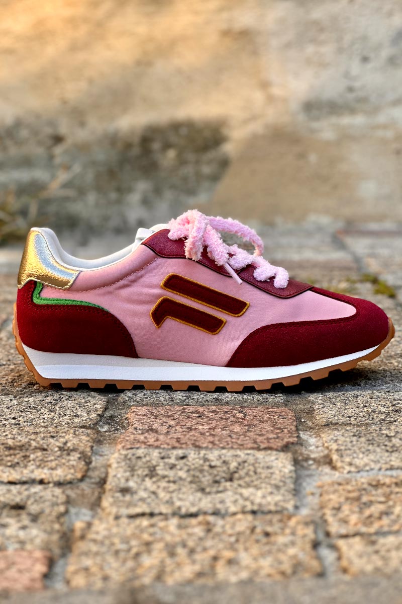 Baskets style running rose et aubergine avec lacets pilou pilou