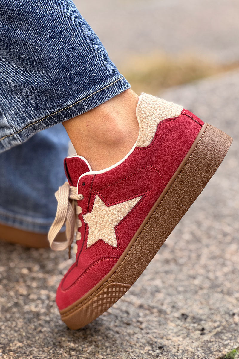 Red Sherpa Star Vintage Trainers
