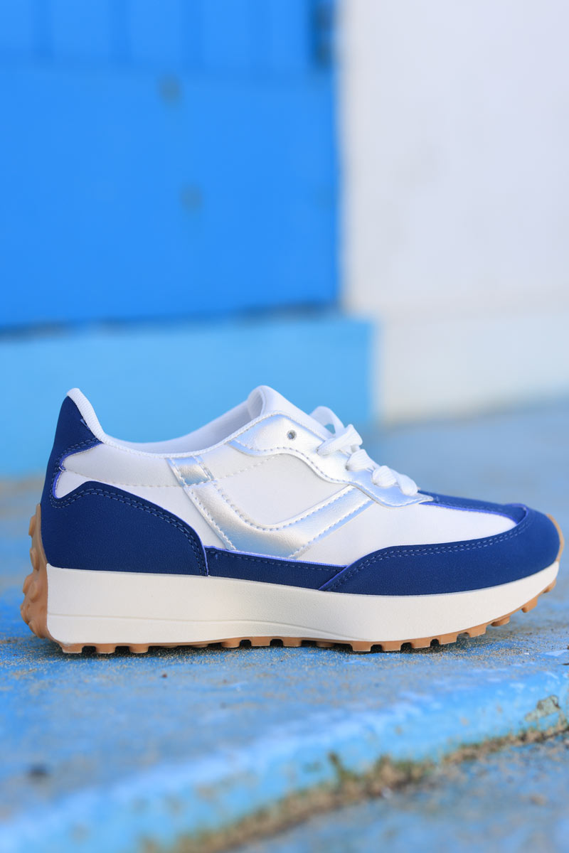Running-style sneakers in white and navy blue suedette