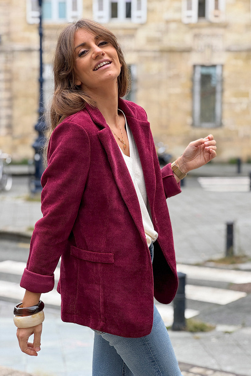 Blazer aubergine cintré en velours côtelé