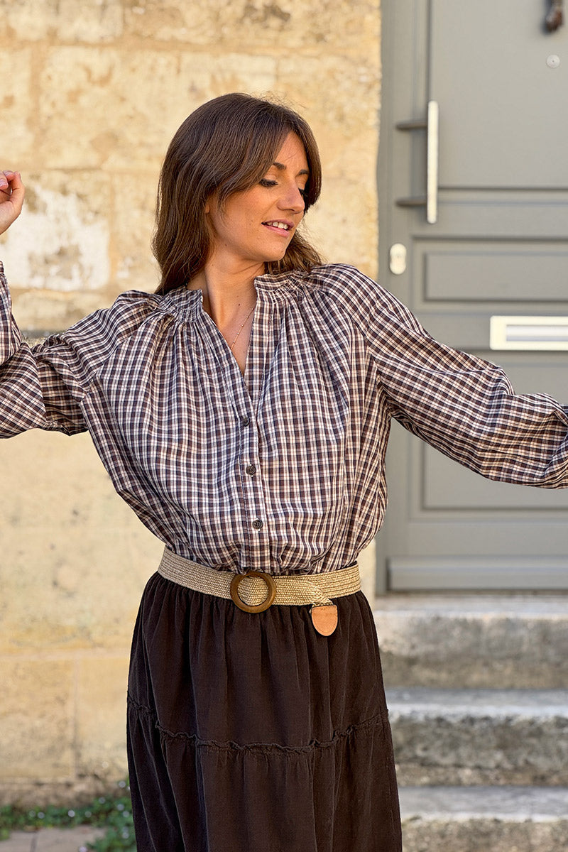 Blouse à carreaux marron en coton avec boutons