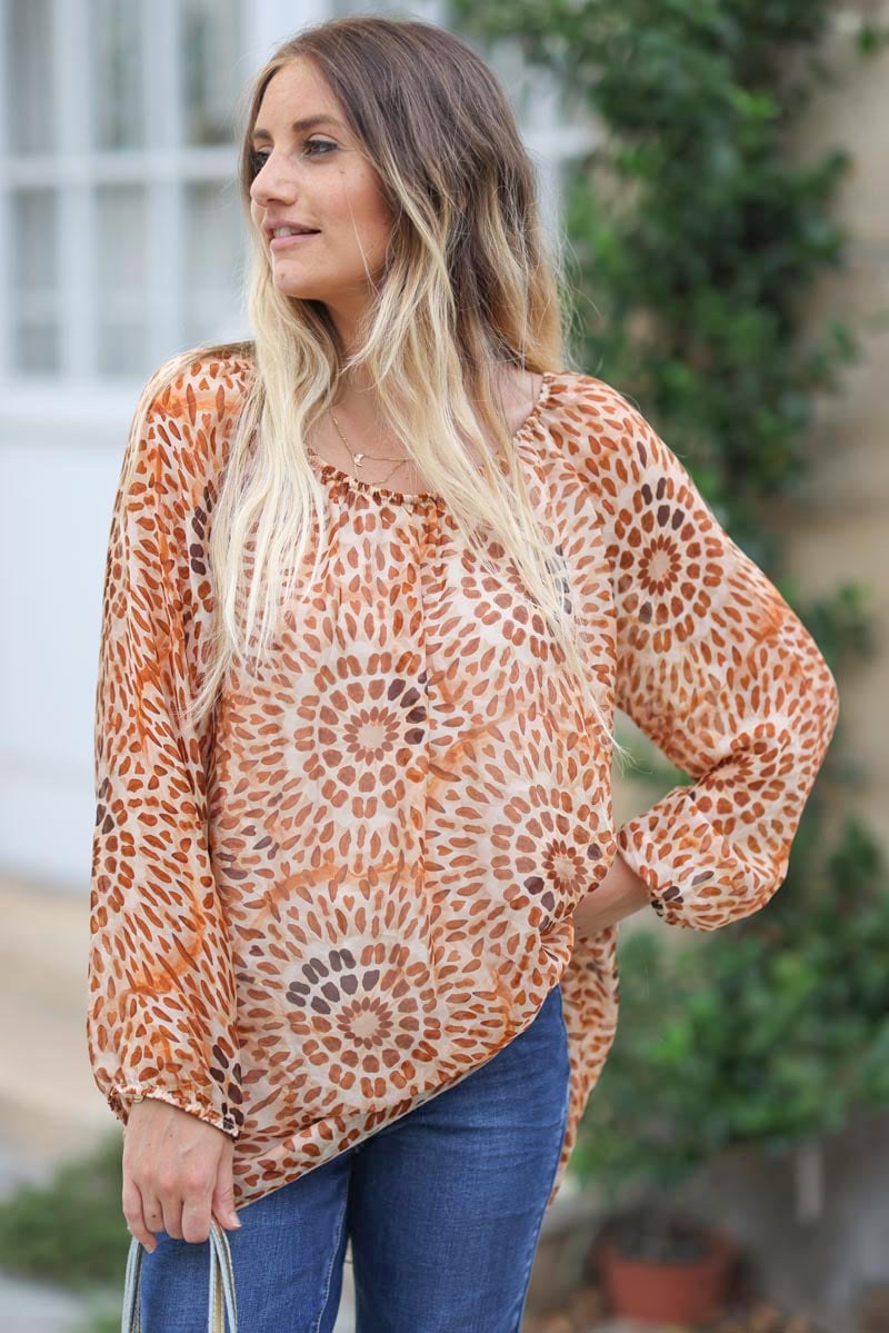 Blouse fluide en soie imprime rosaces camel g309 (1)