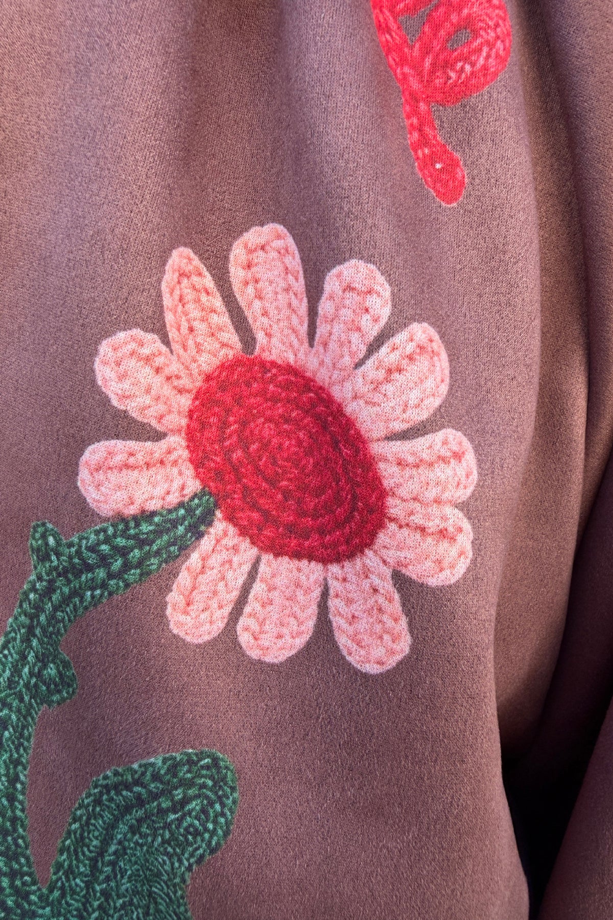 Blouson veste ballon marron en suédine imprimé effet broderie fleurs colorées et zip