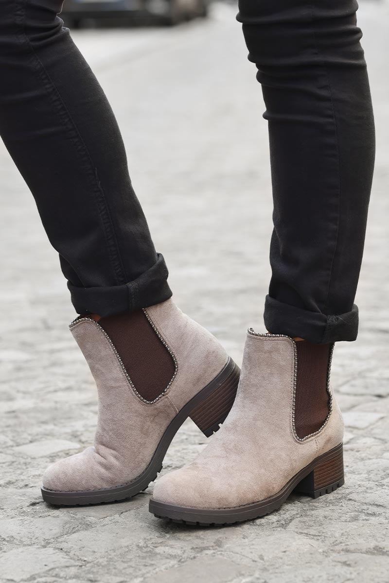 Boots chelsea en su dine taupe avec perle Horizons Lointains