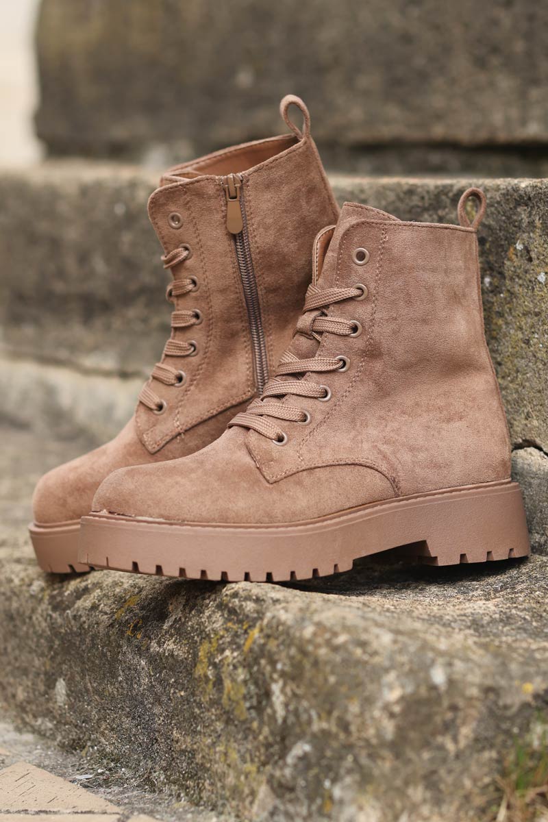 Boots montantes suedine semelle chunky camel bottines femme tendance E080 (1)