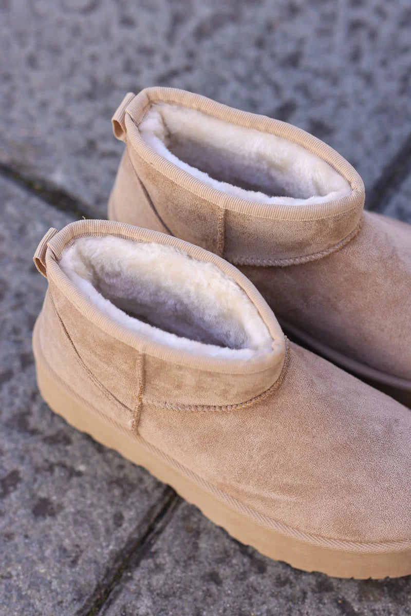 Bota baja plataforma forrada pelo beige