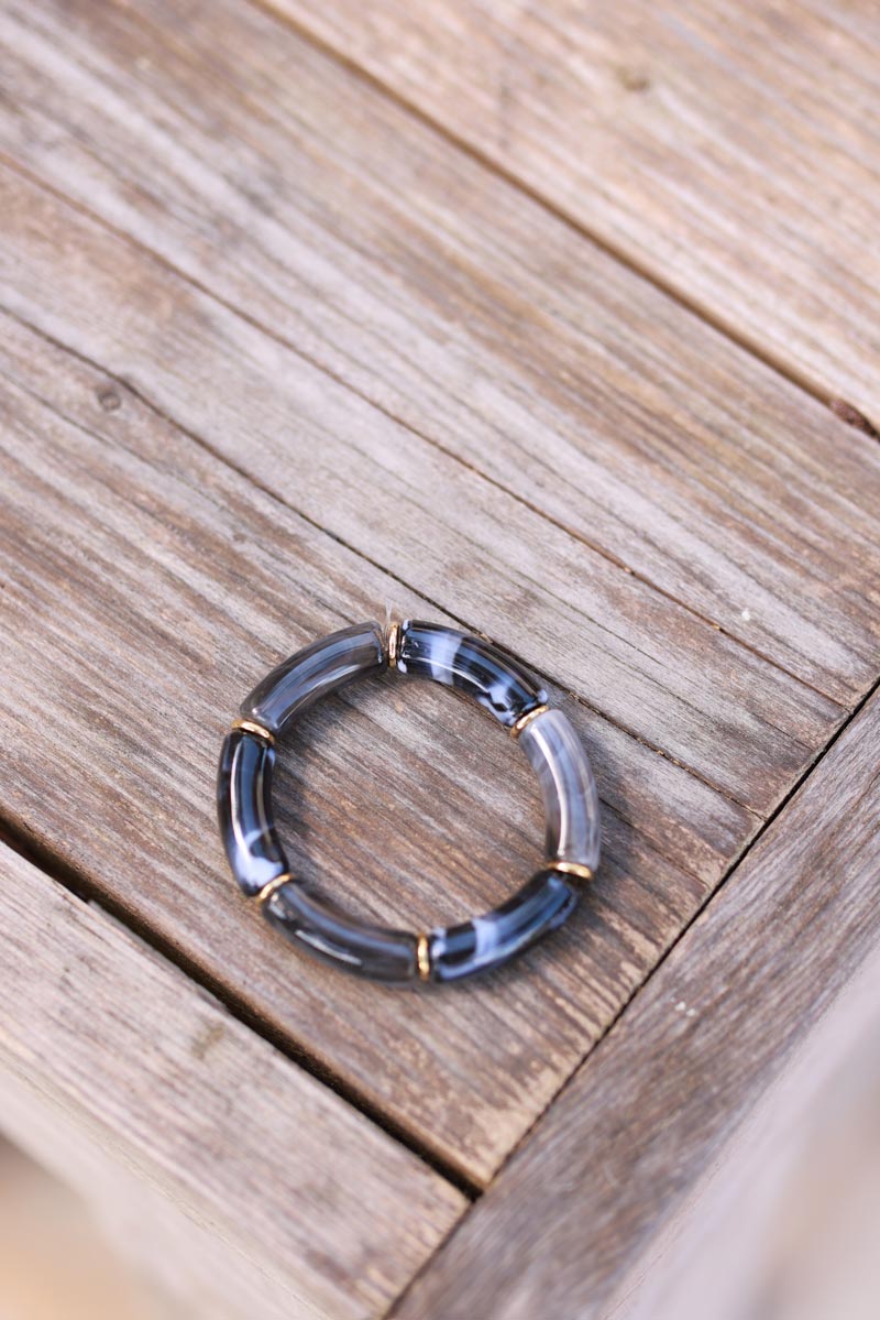 Bracelet élastique style jonc en perles acétate marbrées noir et gris