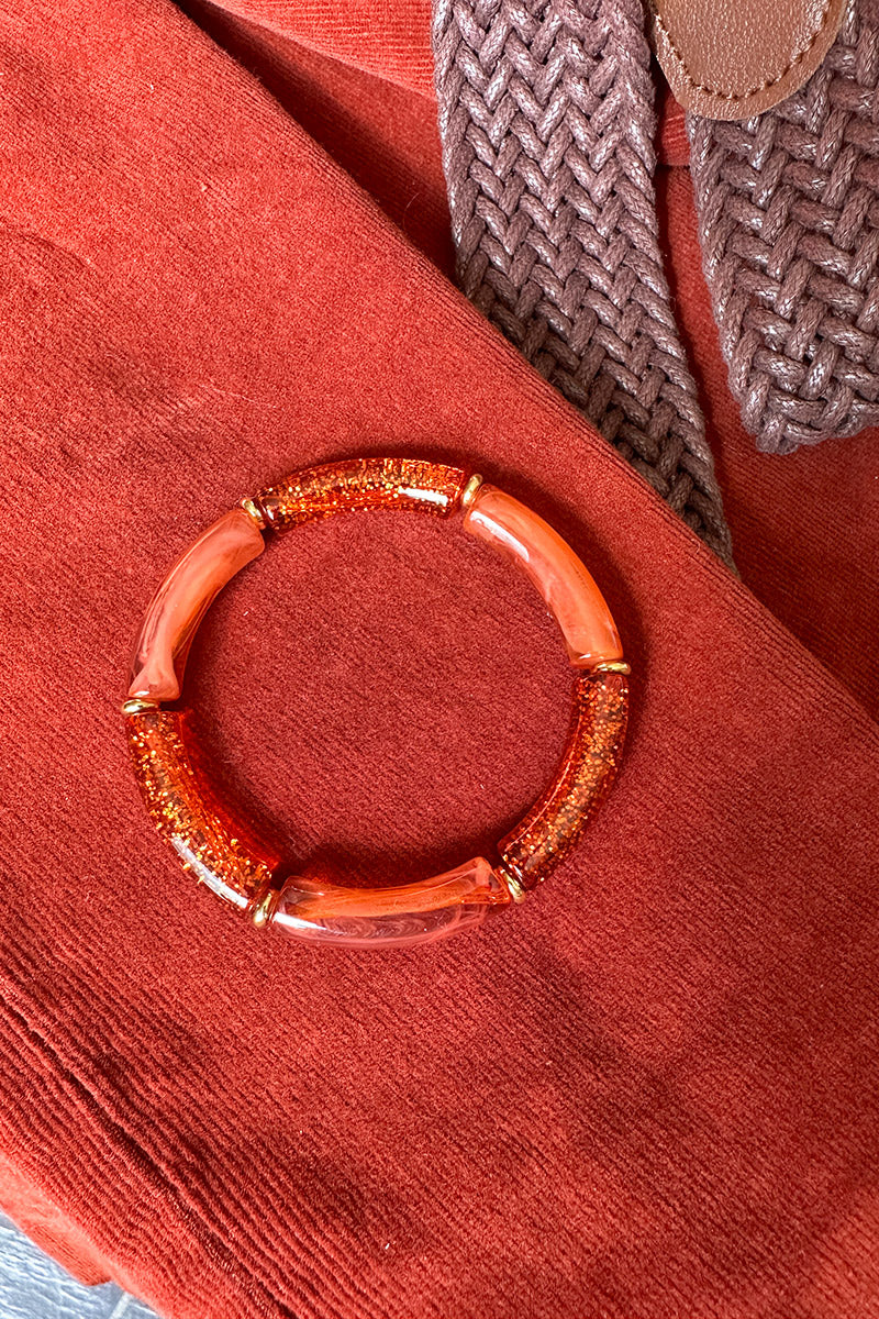 Bracelet élastique style jonc en perles fines acétate marbrées terracotta et paillettes