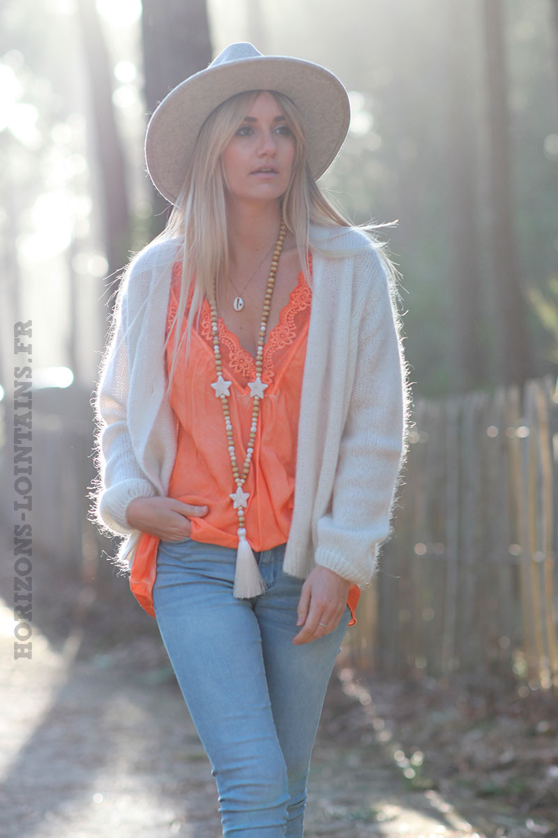 Caraco-orange-fluo-col-V-en-dentelle--c076