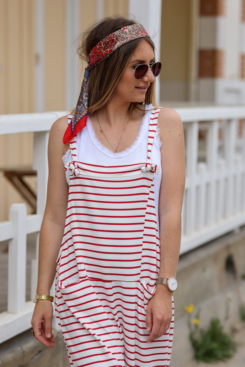 Carre toucher soie rouge imprime Venise h023 (1)