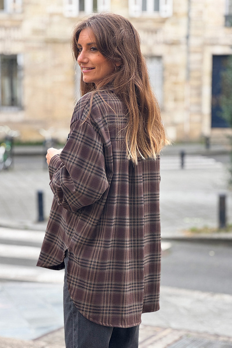 Chemise à carreaux écossais marron style bucheron poche simili