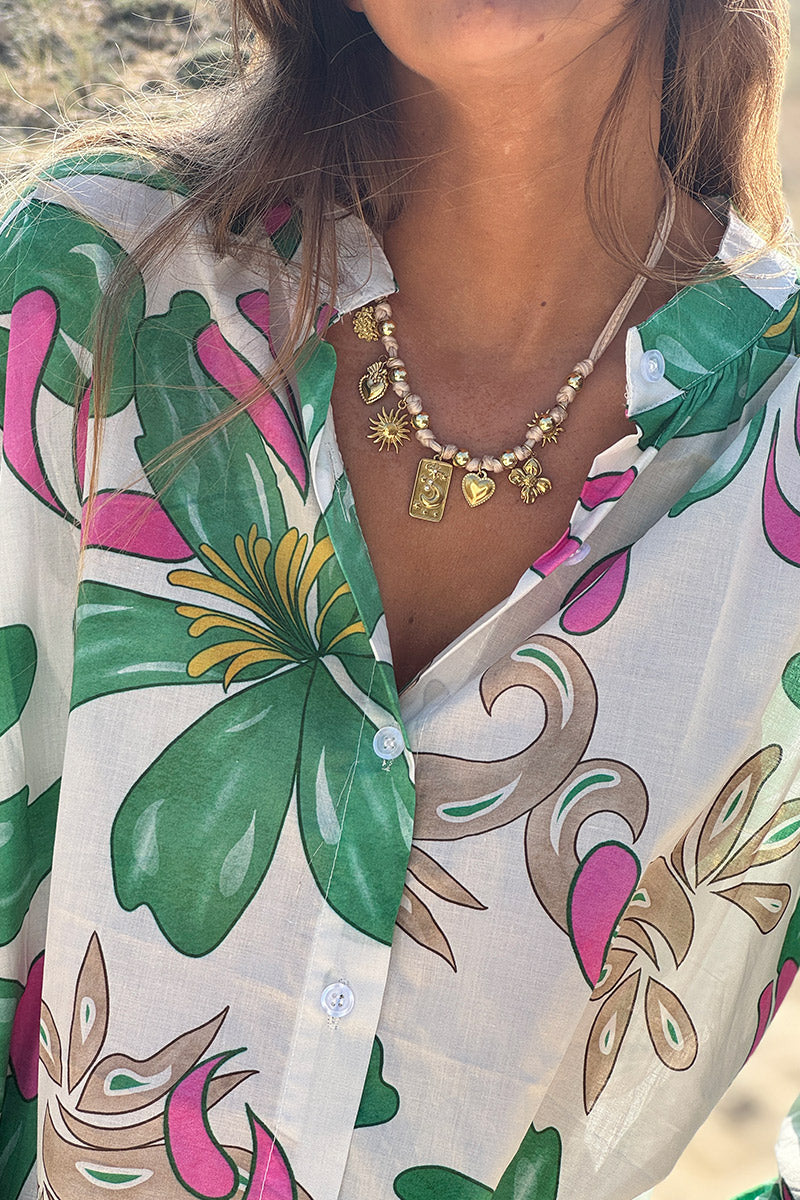 Chemise blanche en coton imprimé fleurs tropicales vertes