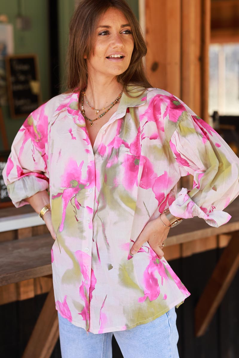 Chemise en coton coupe droite imprimé fleurs aquarelle fuchsia