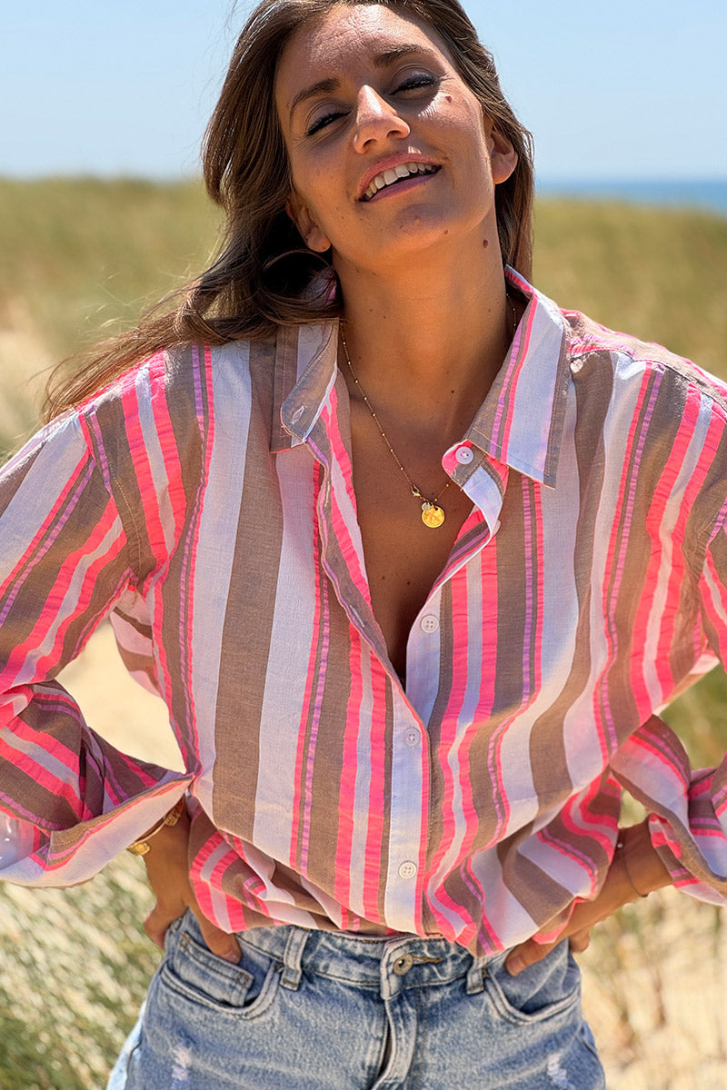 Chemise en coton rayures taupe et rose fluo