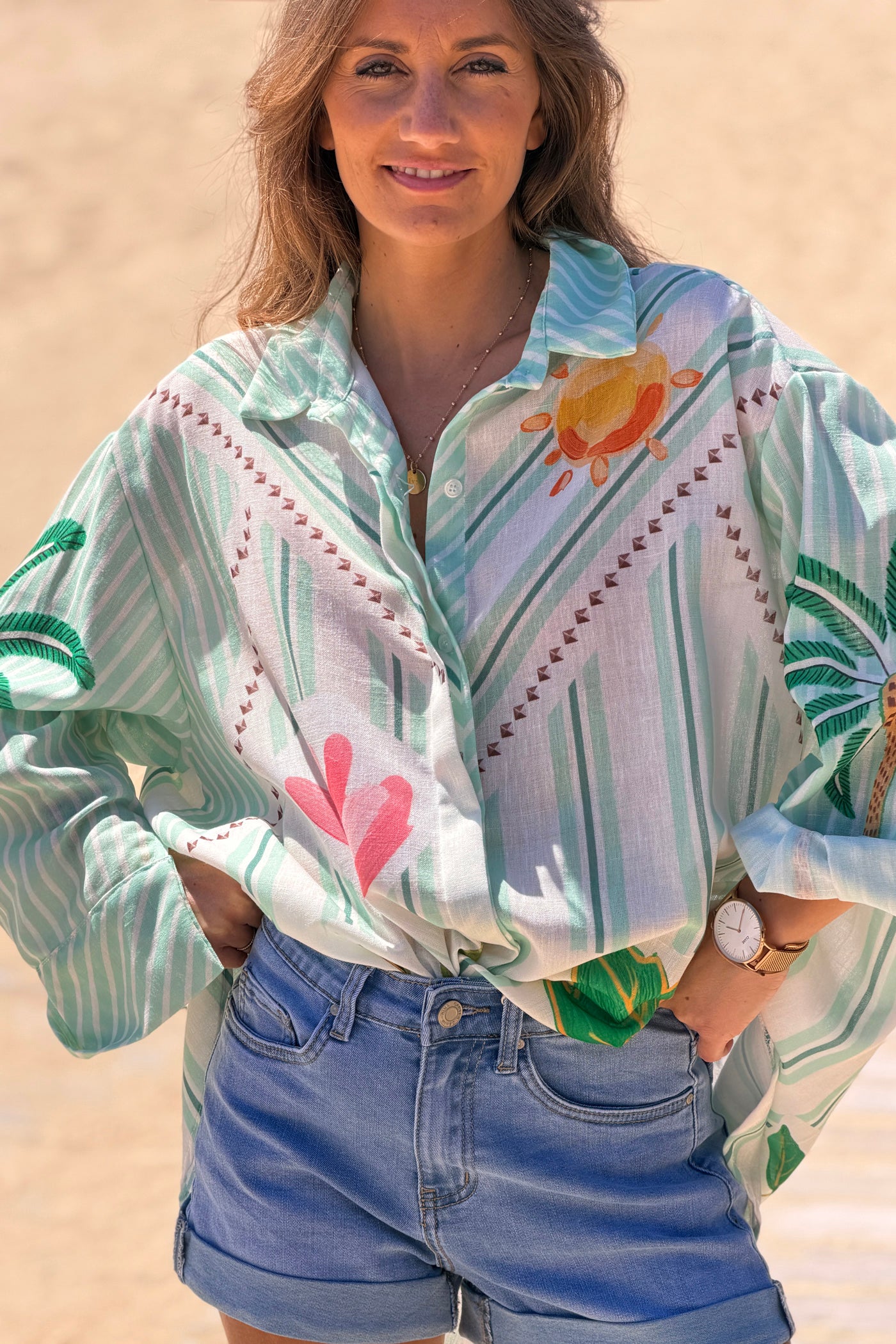 Chemise large imprimé rayures vert d'eau soleil fleurs et palmiers
