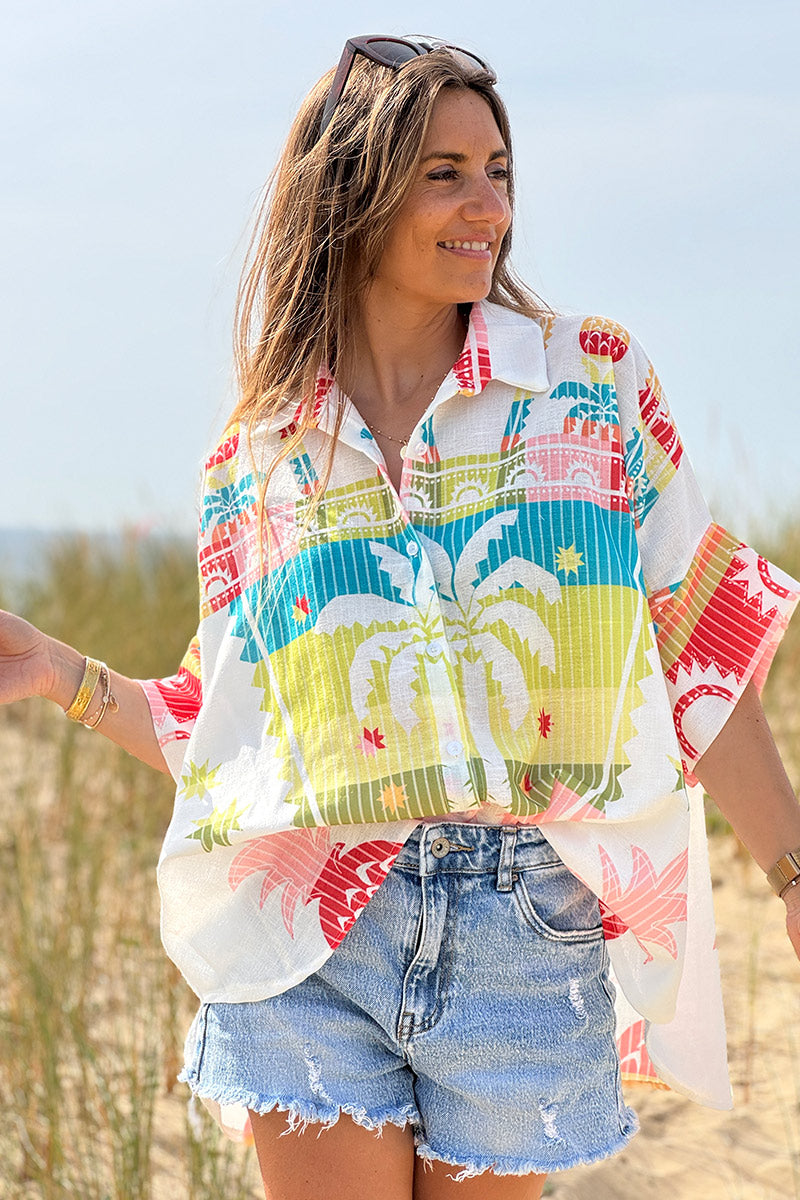 Chemise large manches courtes blanche imprimé palmiers ananas colorés