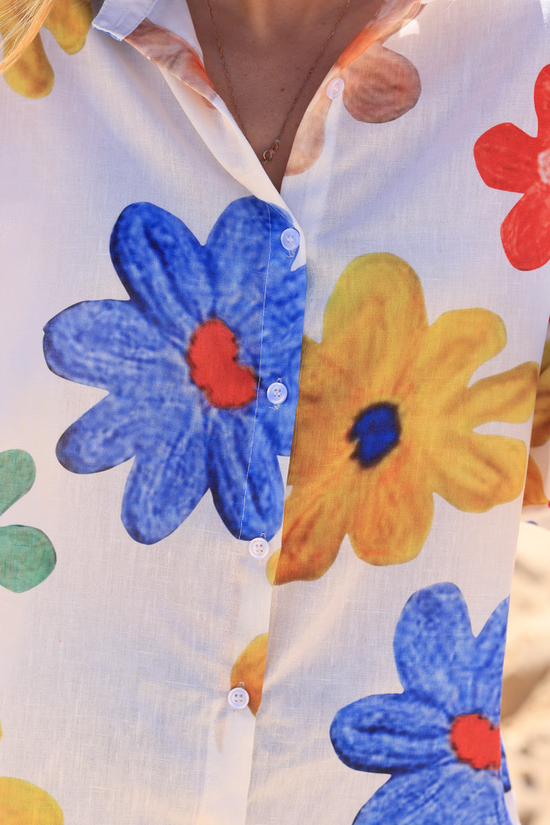 Chemise légère blanche grosse fleurs imprimées colorées