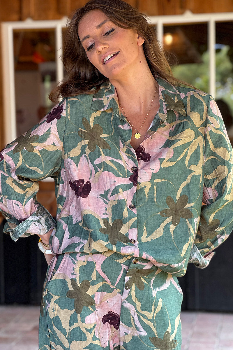 Green Sophisticated Floral Viscose Button-Down Blouse