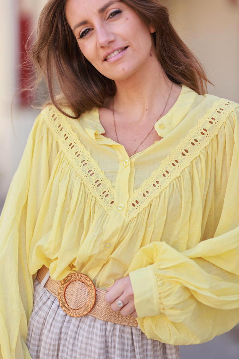 Chemise tunique jaune en voile de coton détail broderie