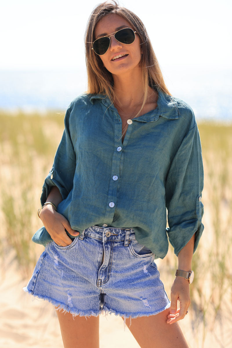 Chemise vert céladon en lin boutons nacrés