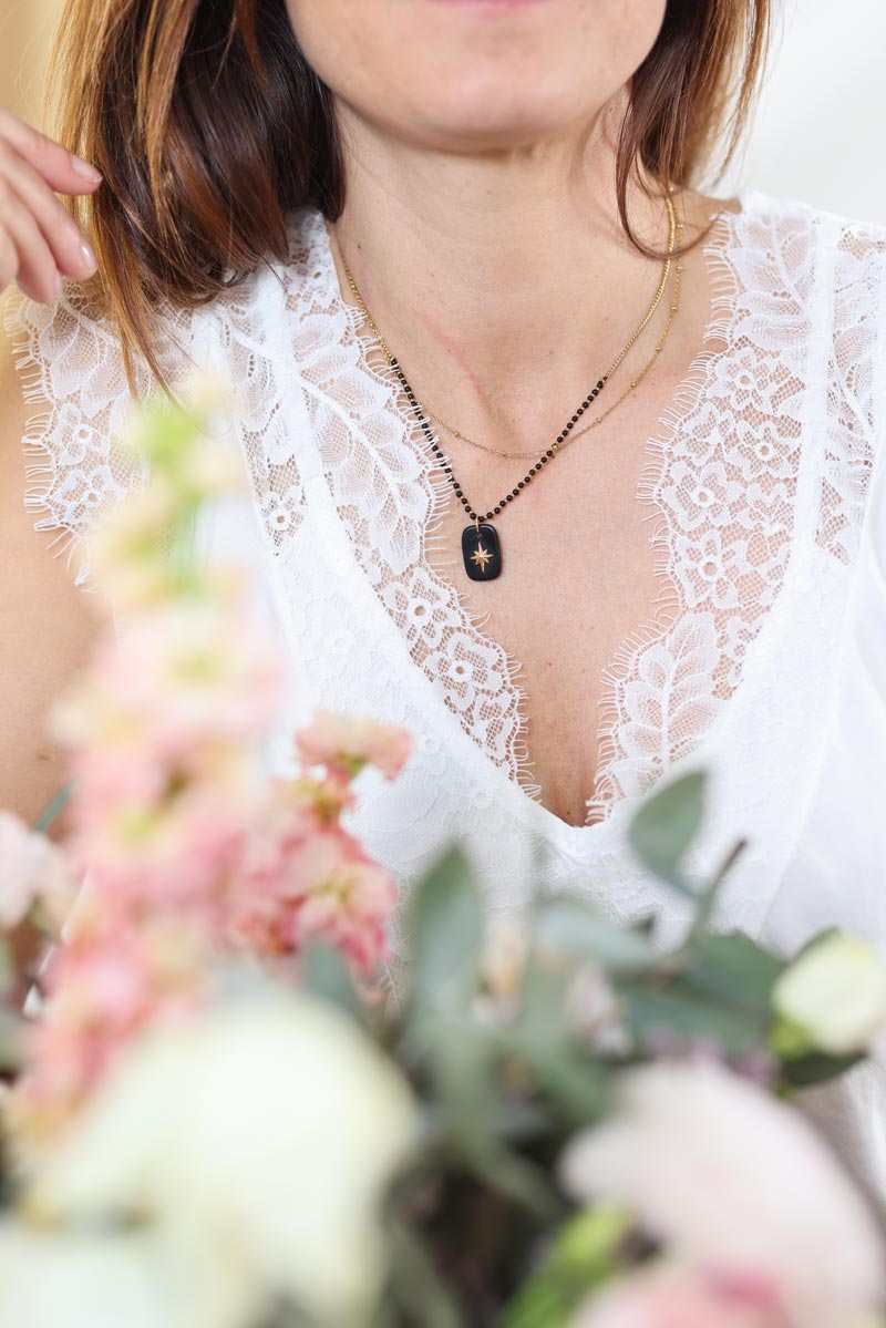 Collier dore double rang perles et pendentif noir petite etoile G022 (1)
