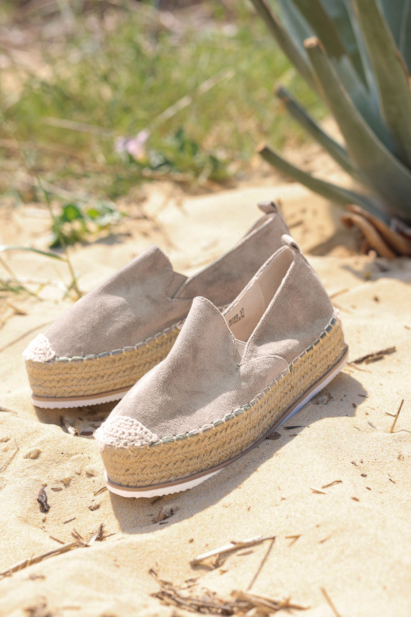 Espadrilles beige en suédine à plateforme en corde