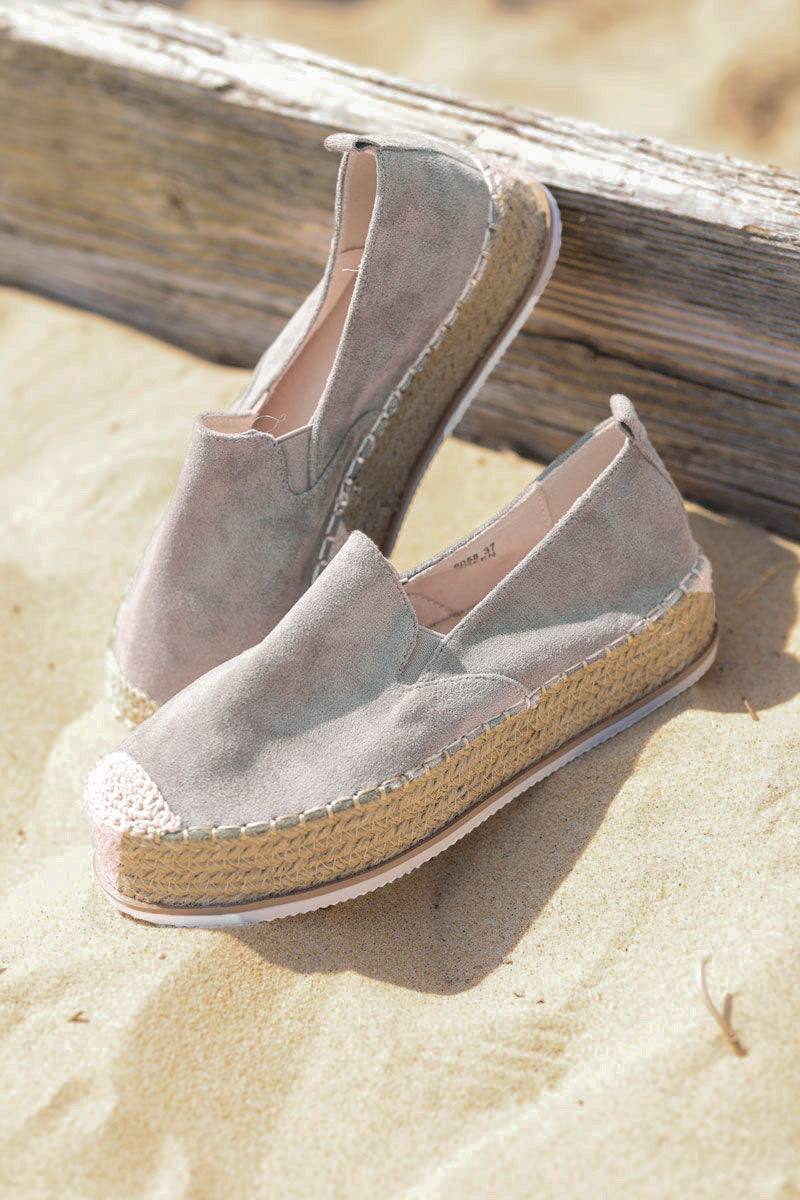 Espadrilles beige en suédine à plateforme en corde