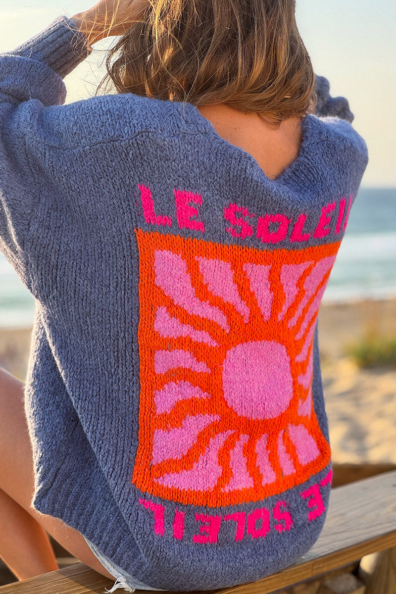 Gilet bleu jean en grosse maille avec gros boutons le Soleil manches bouffantes
