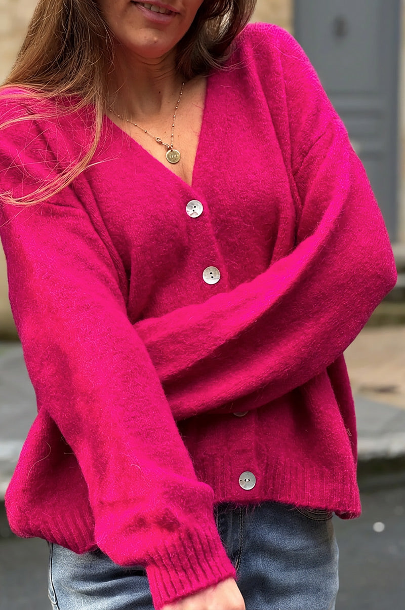 Gilet en alpaga extra fin tout doux fuchsia boutons nacrés