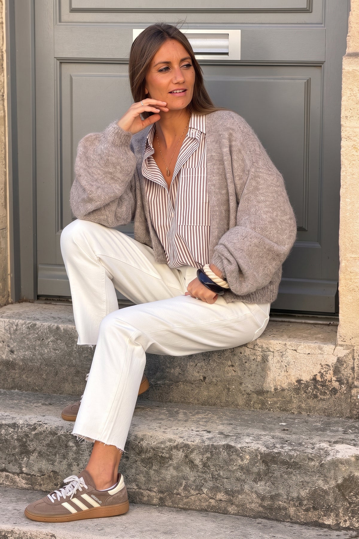 Gilet en maille taupe chiné manches bouffantes