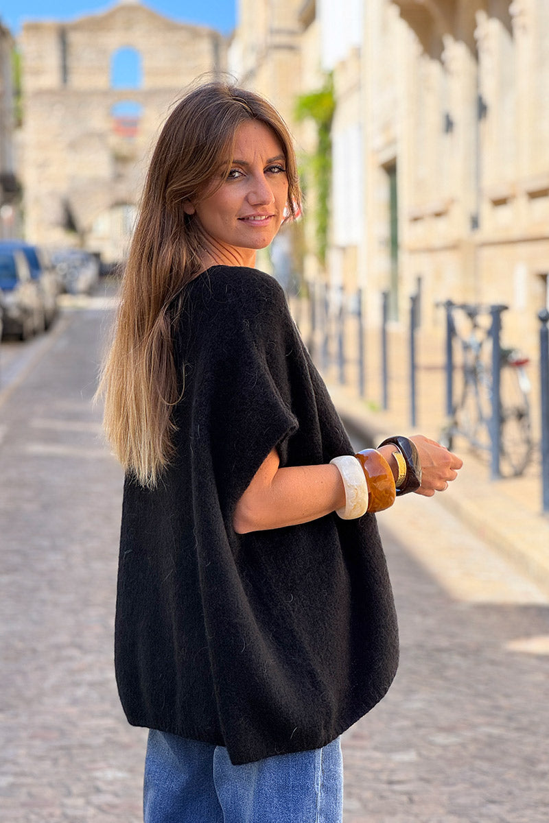 Gilet large et loose noir sans manches en maille kid mohair boutons nacrés