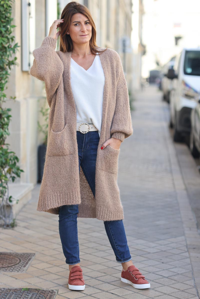 Gilet long taupe rose grosses maille poches et manches bouffantes g036 (1)
