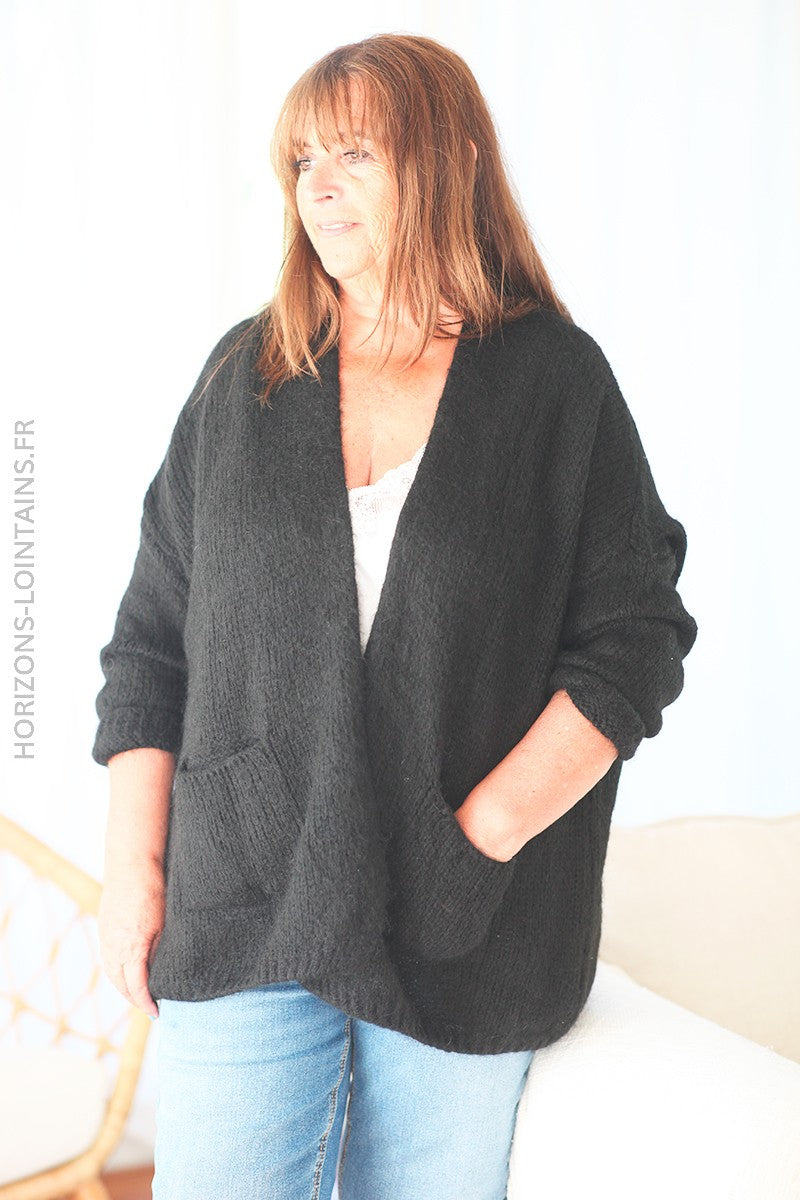 Gilet noir col enveloppant avec poches C21 2