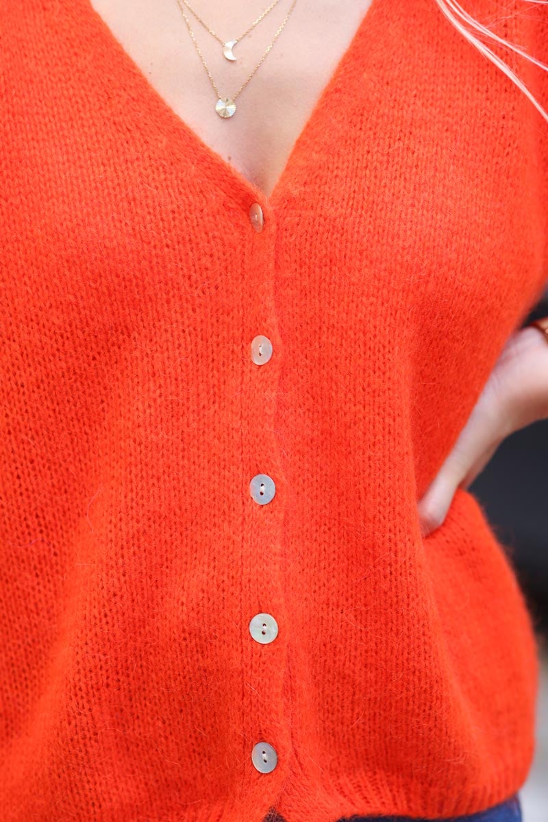 Gilet orange sanguine petite maille boutons nacres G043 (1)