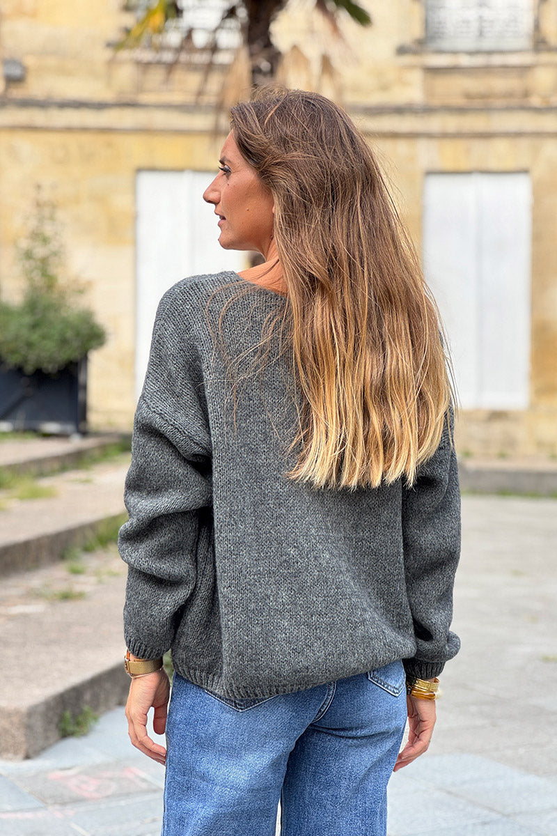 Gilet uni gris anthracite chiné en maille petits boutons nacrés