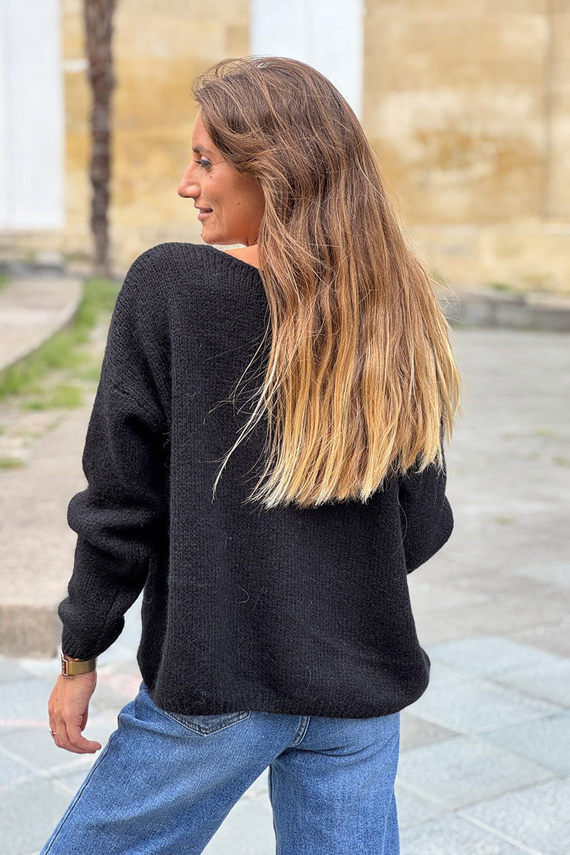Gilet uni noir en maille petits boutons nacrés