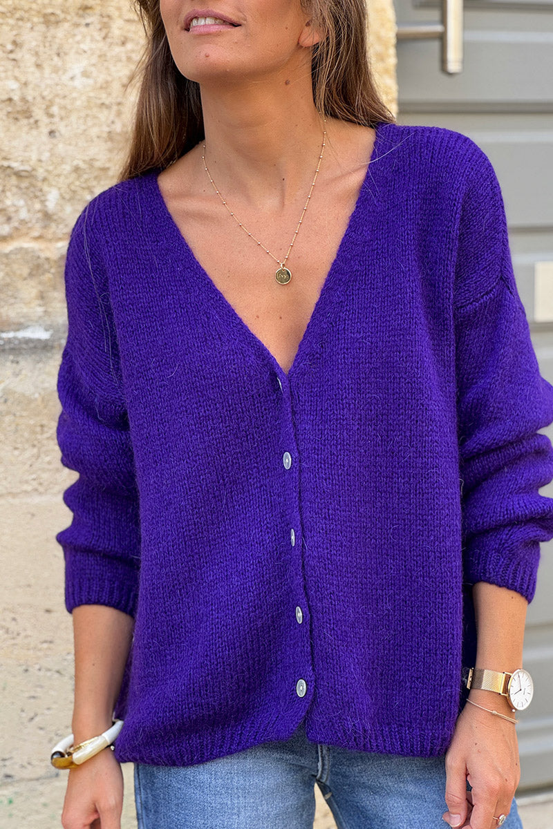 Gilet uni violet en maille petits boutons nacres
