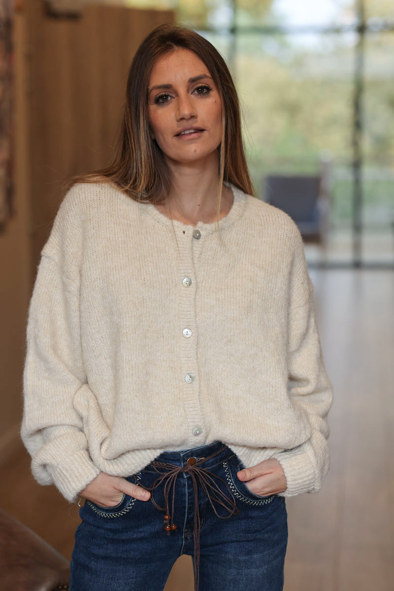 Super soft round neck cardigan Beige with mother of pearl buttons