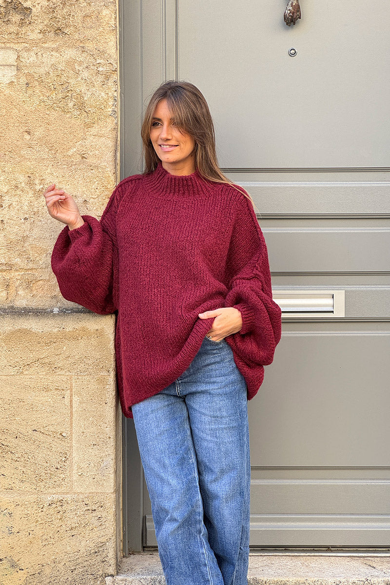 Gros pull large bordeaux en maille chaude couture apparente