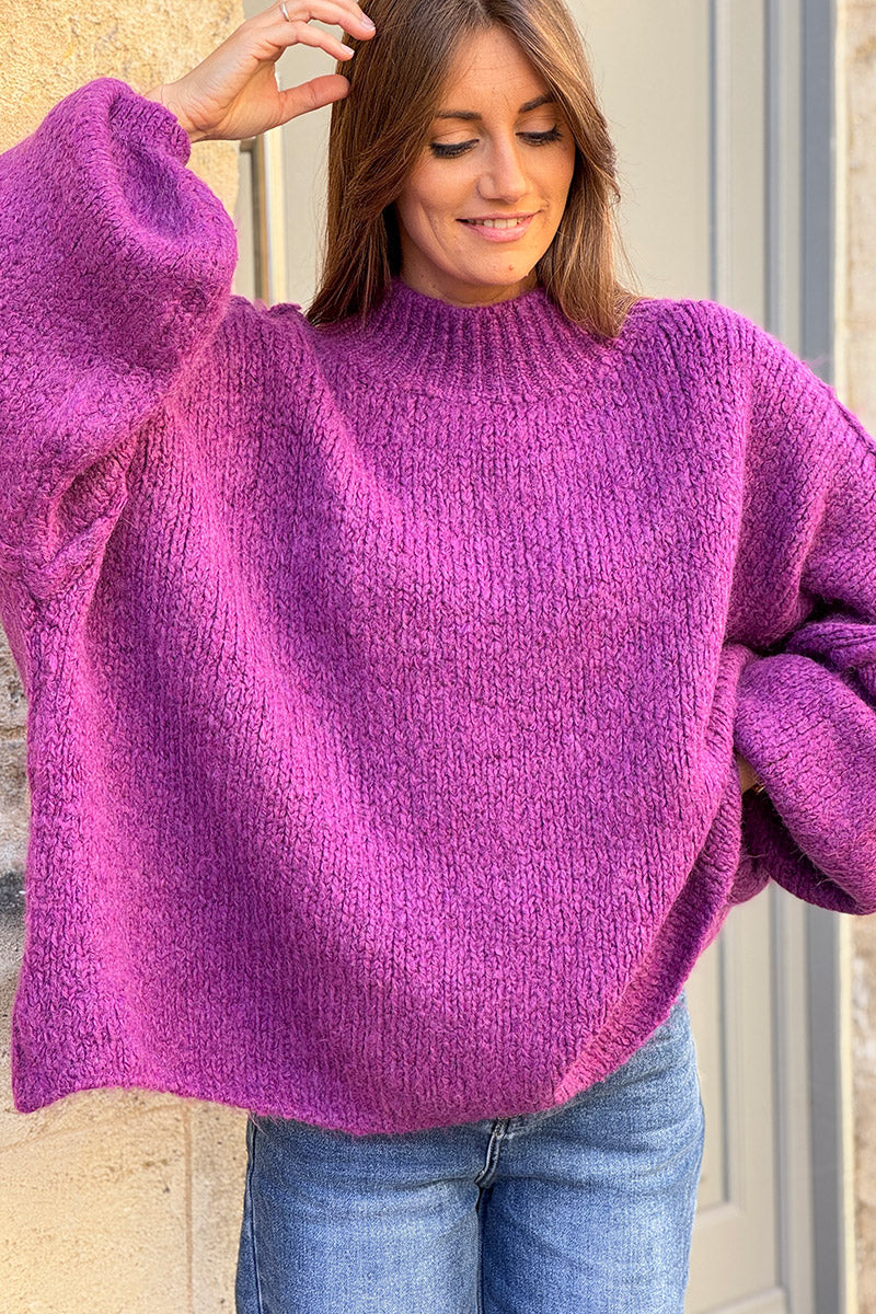 Gros pull large violet en maille chaude couture apparente