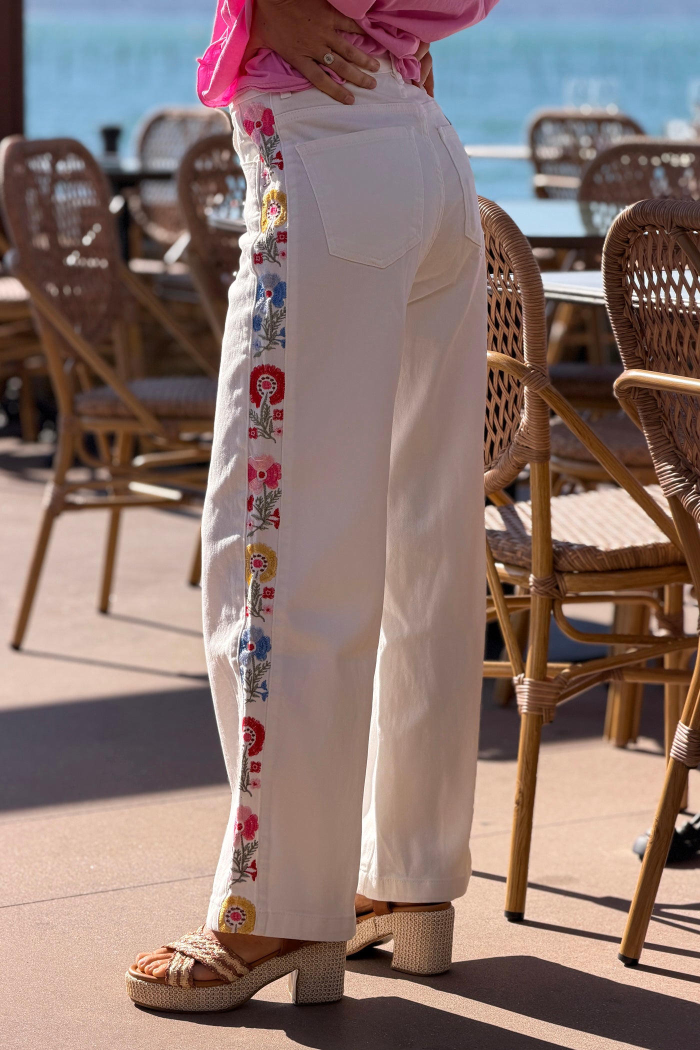 White Embroidered Floral Straight-Leg Jeans