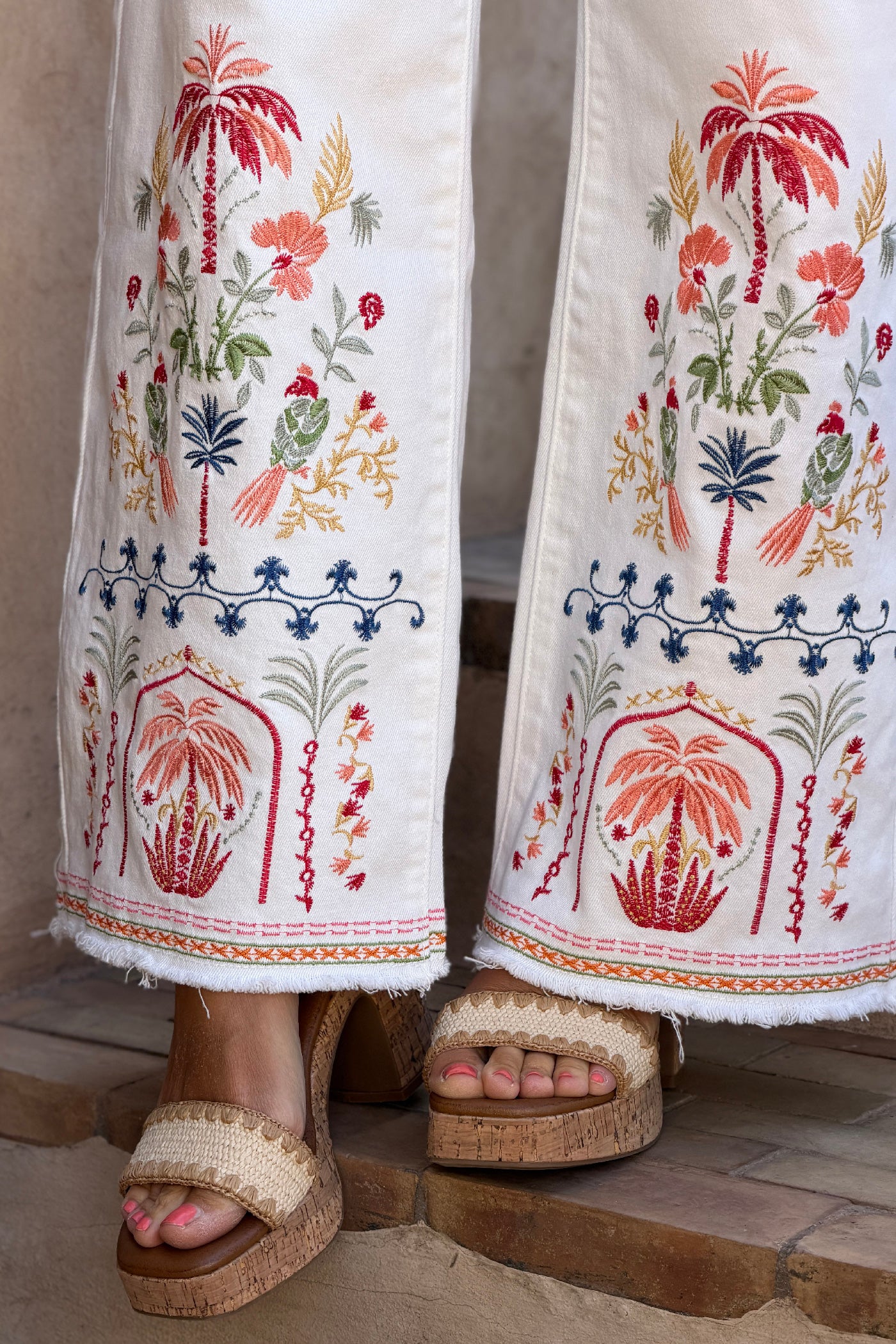 White Denim Tropical Border Embroidery Wide-Leg Jeans