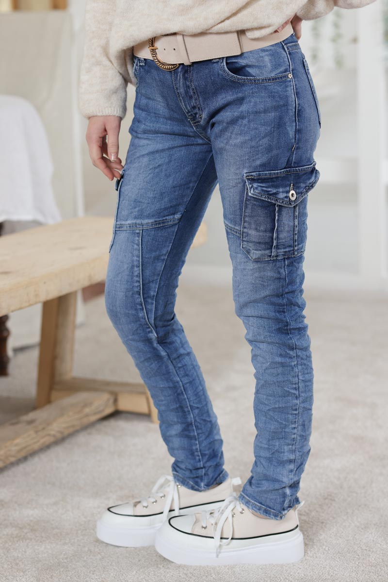 Blue cargo washed jeans with large pockets Horizons Lointains