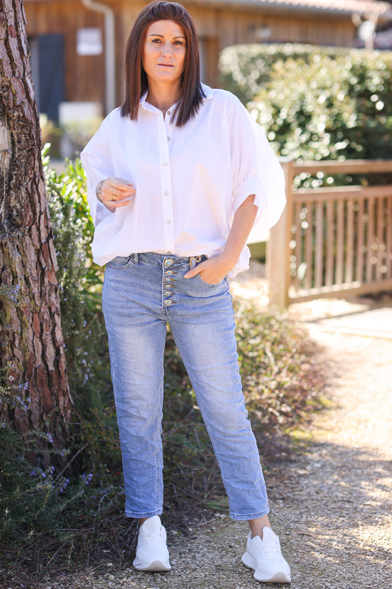 Jean délavé coupe droite boutons cœur turquoise