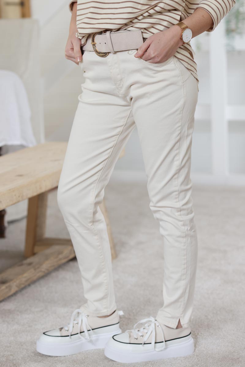 Jean ecru slim et stretch fendu a la cheville H011 (1)