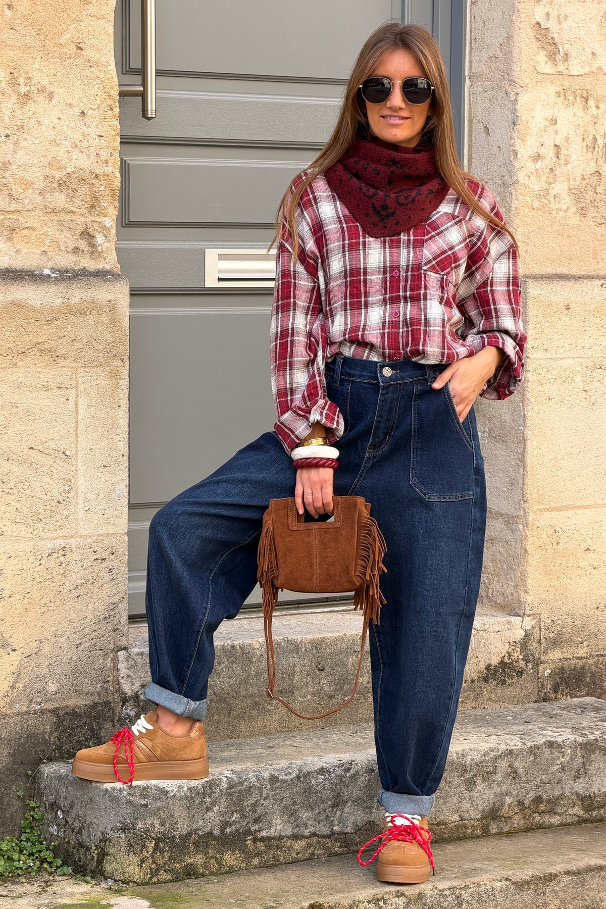 Jean stretch coupe barrel avec grandes poches taille élastique