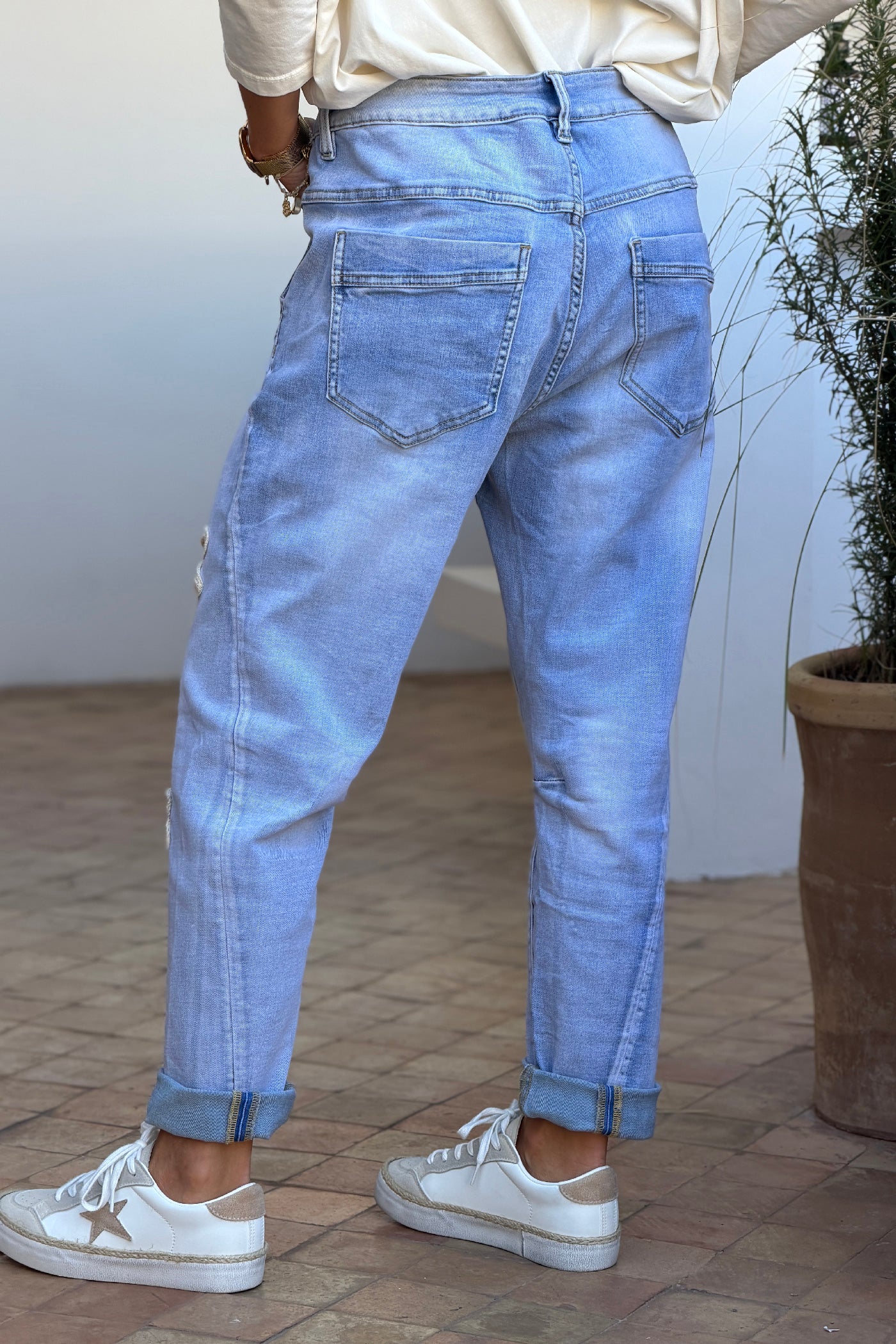 Chambray Daisy Crochet Applique Vintage Jeans