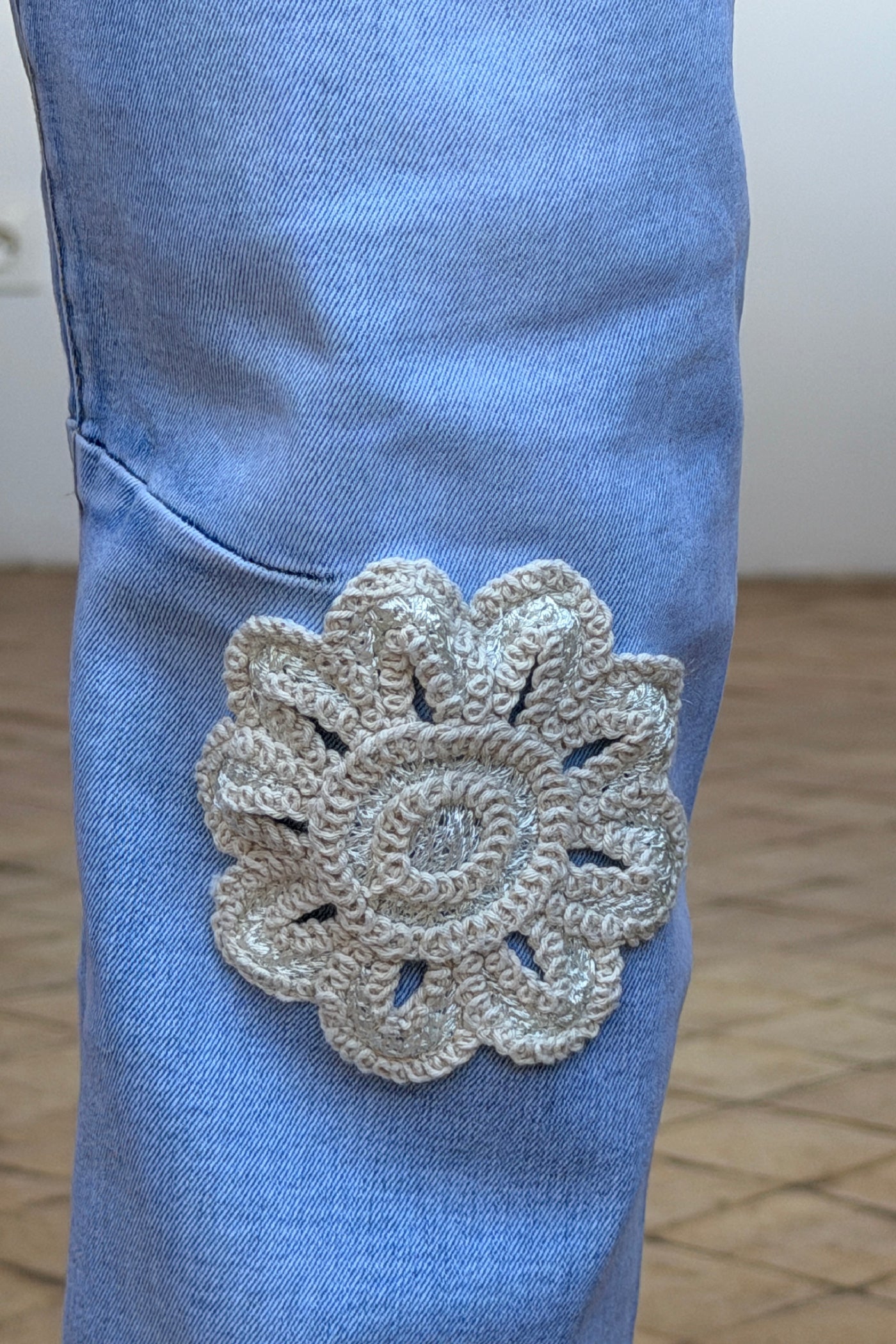 Chambray Daisy Crochet Applique Vintage Jeans