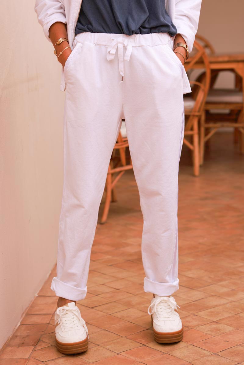 Jogging blanc confort taille élastique liseré ruban satiné