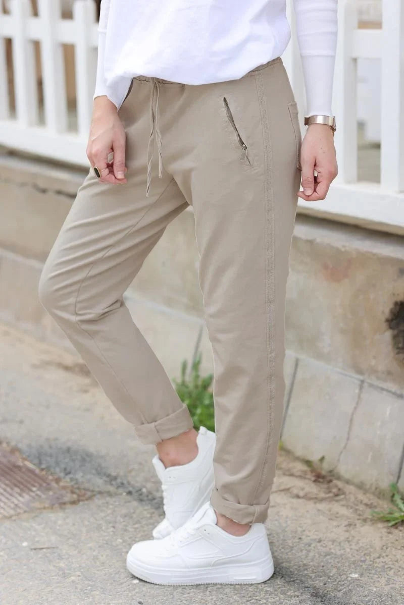 Jogging confort beige foncé ceinture élastique liseré brillant sur les cotés